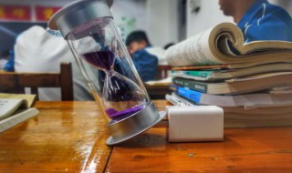 伶怎么组词（怜怎么组词）