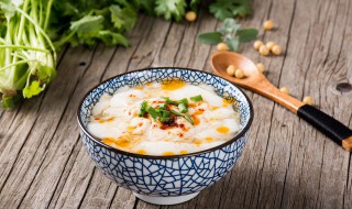 水豆腐怎么做好吃简单 水豆腐怎么做好吃简单家常