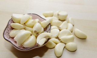 长期吃大蒜有什么好处（长期吃大蒜有什么好处和坏处生）