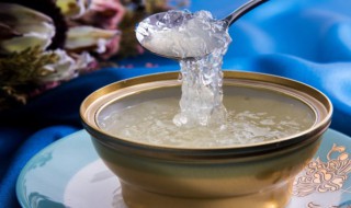 女人多喝燕窝的好处（女人多喝燕窝的好处有哪些）