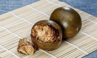 罗汉果里的甜味是糖吗（罗汉果里的甜味是糖吗还是盐）