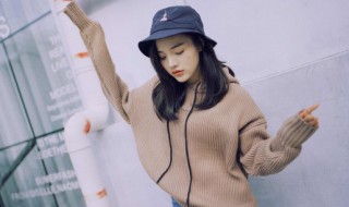 穿羽绒服带什么帽子好看 穿羽绒服带什么帽子好看女
