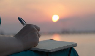 歔怎么读 蹙额欷歔怎么读