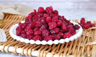 如何干燥蔓越莓（蔓越莓干怎么弄碎）