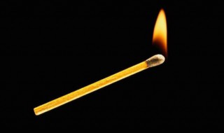 火柴发明者是谁（火柴发明者是谁的作品）