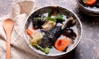 男人也能喝乌鸡汤 男人也喝乌鸡汤好吗