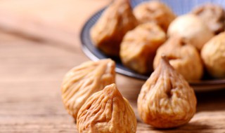 水果风干以后营养成分会降低吗 风干的水果干吃了会发胖吗