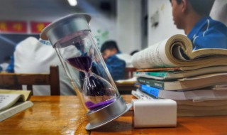 拥戴的近义词 沙哑的近义词