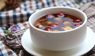 龙眼莲子茶的正确制作方法（龙眼莲子茶的正确制作方法窍门）