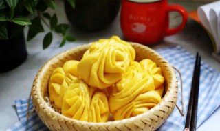 南瓜花卷怎么做才松软好吃（南瓜花卷怎么做好看）