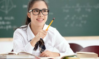 家庭的庭怎么组词（家庭的庭怎么组词啊）