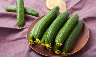 夏天黄瓜怎么做好吃(夏季黄瓜怎么做好吃)