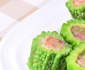 苦瓜冬季防枯燥（苦瓜怎么过冬）