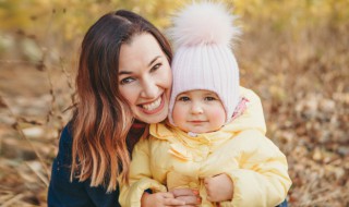 跟孩子温一起温馨画面说说(两个孩子温馨画面说说)