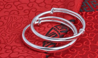 银饰手镯的选购需要注意哪些? 买银手镯需要注意哪些方面?