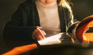 直的组词（直的组词是）