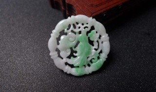 翡翠吊坠包什么寓意 锁包吊坠的寓意