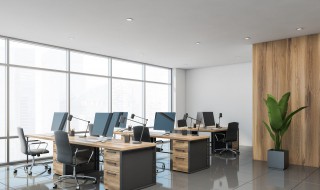 办公桌冲门怎么化解（办公桌直冲门怎么破）