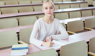 满江红岳飞古诗（满江红岳飞古诗拼音）