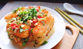 油炸凉粉可以裹淀粉吗 油炸豌豆凉粉需要裹上淀粉吗?