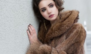 皮草怎么选择质量（怎样选好的皮草）