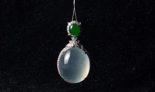 怎么能看出真假翡翠（怎么知道真假翡翠）