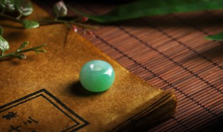 怎么鉴定玉石原石的真假 怎样鉴别真假玉石?