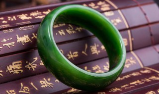 自己在家怎么鉴定翡翠 自己在家怎么鉴定翡翠真假