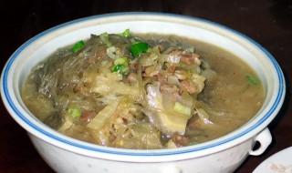 酸菜炖肉多长时间 酸菜炖肉炖多久好吃