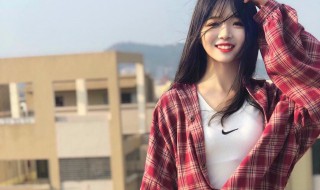 衬衫和t恤衫怎么搭配（衬衫怎么搭配?）