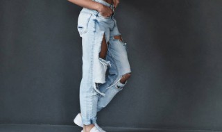 破洞牛仔裤的线全断了怎么补起来（牛仔裤破洞的横线断了怎么修补）