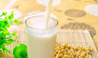 黄豆煮熟再榨豆浆有毒吗(黄豆煮熟再打豆浆还有毒吗)