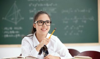 描写蜡烛的诗句古诗（关于蜡烛的诗句古诗）