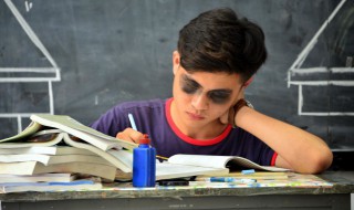 葬的组词（葬的组词和拼音）