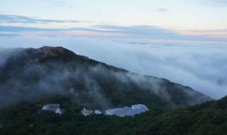 光明顶是哪个山（光明顶是哪个山的风景）