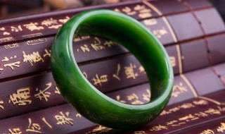 翡翠级别分类（翡翠级别分类 帝王级）