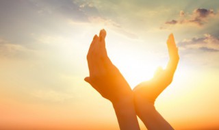 寓意积极向上的句子（寓意比较好积极向上的短句）