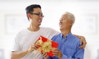 父亲节含义意义(父亲节的重要意义)