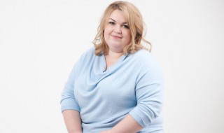 微胖女生穿什么裙子好看(微胖穿什么裙子显瘦:微胖女孩适合什么裙子)