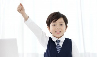 衷能组什么四字词语（衷可以组什么四字词语）