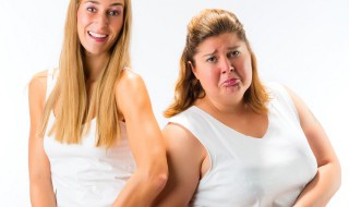 胖胖的女生冬天穿什么好看 胖女生夏天穿什么衣服好看