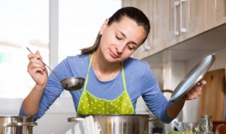 车前草煲汤食用方法（车前草怎样煲汤）