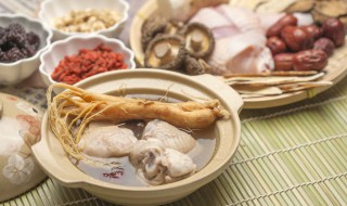 做面条的高汤用鸡架怎么熬（面条高汤怎么做好吃）