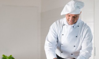 蘑菇冬笋炒雪菜怎么做好吃 蘑菇烧雪菜怎么做好吃