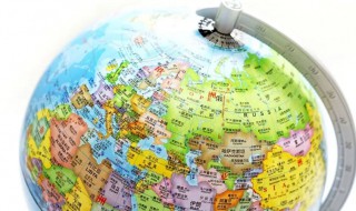 沙漠中的城市有哪些（中国沙漠中的城市有哪些）