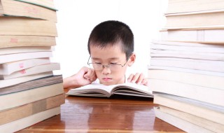 zard怎么读 triwizard怎么读