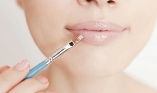 在家里怎么做唇膜 在家里怎样做唇膜