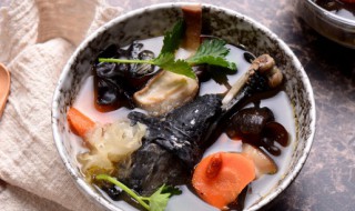 鸭翅膀和什么煲汤好喝 鸭翅膀可以煲汤吗