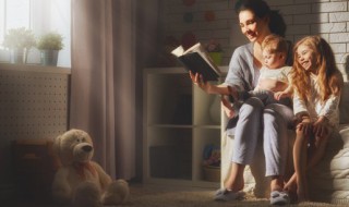 叶公好龙告诉我们什么（叶公好龙告诉我们什么道理三年级）