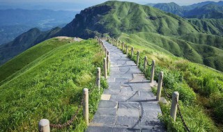 武功山自驾游旅游攻略（武功山自驾游旅游攻略最美的季节）